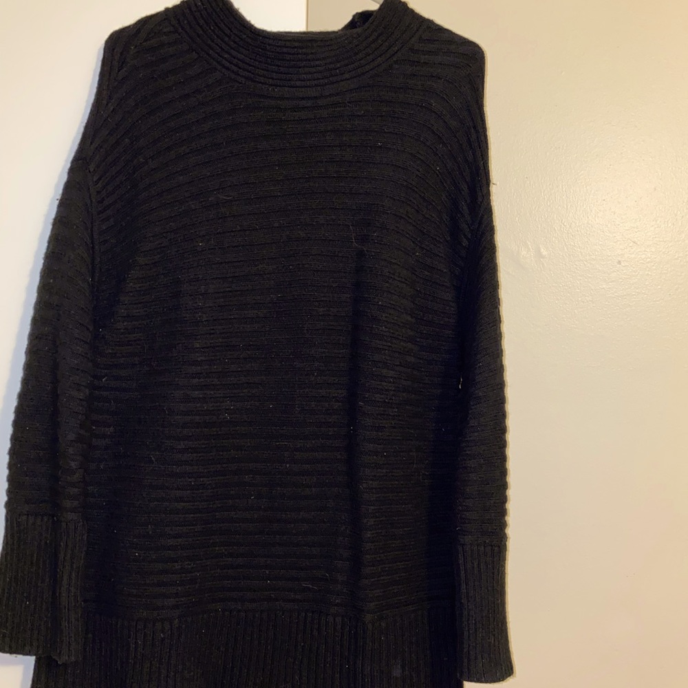 Thick Oversized Ribbed Black Tunic Sweater